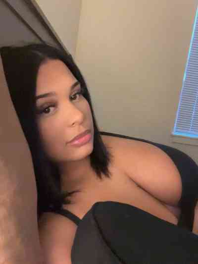 26 year old American Escort in Springfield IL Full service worker