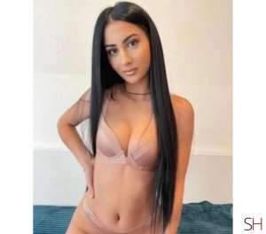 24 year old Escort in Staffordshire EMMA .♡ NEW BRUNETTE IN TOWN, Independent