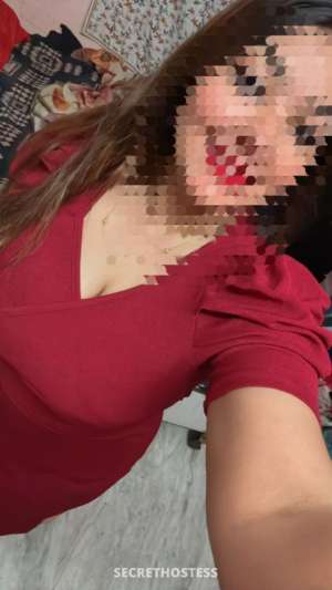 25 year old Indian Escort in Gurgaon Sexo Chubby Girl, escort