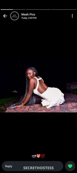 20 year old Escort in Nairobi Dee, escort