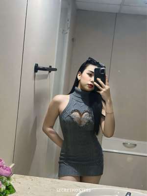 21 year old Asian Escort in Abu Dhabi พิ้งกี้, escort