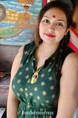 23 year old Indian Escort in Kannur R Mullu Unlimited Hard Romance 24*7, escort