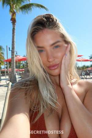 25 year old Escort in Munich Elizabeth