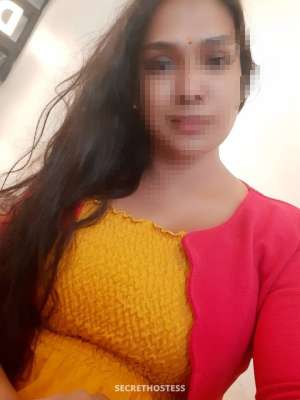 27 year old Indian Escort in Nottingham Indian Girl With Sugar Lips, escort