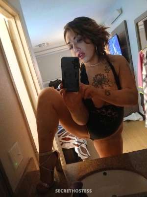 30 year old Escort in Detroit MI Im back lets wrap this xmas up call me