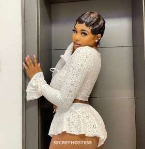 21 year old African Escort in Tabuk Loveth lol, escort