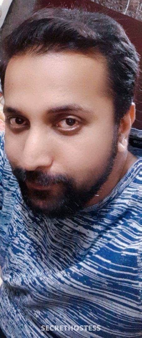 32Yrs Old Escort 183CM Tall Lahore Image - 0