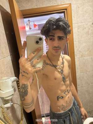 19Yrs Old Escort 60KG 180CM Tall Baku Image - 4