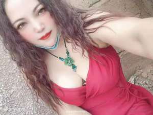 23 year old Asian Escort in Cairo Ellis Sexy Hotties Escort, escort