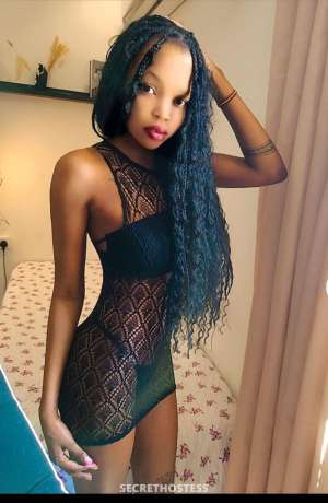 24 year old African Escort in Riyadh Maya, masseuse