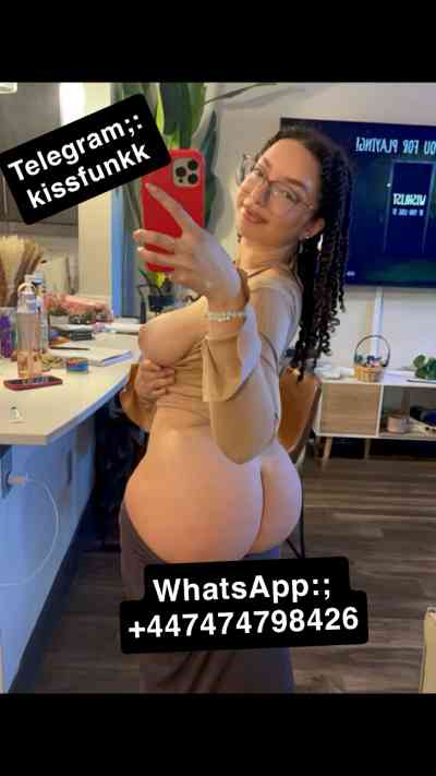 26 year old Escort in Walsall Available for both Incall or outcall WhatsApp number: xxxx-