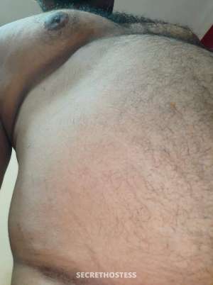 44 year old Asian Escort in Colombo Lick is my job, Male escort