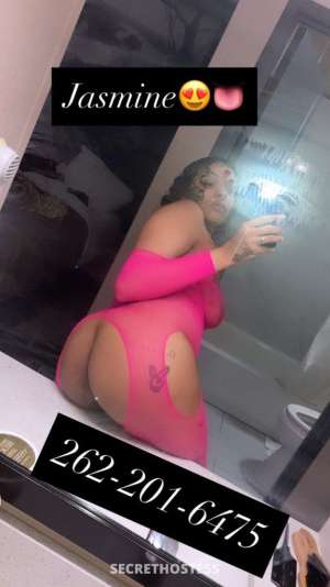 18 year old Escort in Wausau WI IM SOAKING WET THINKING ABOUT WHAT ILL DO TO YOU