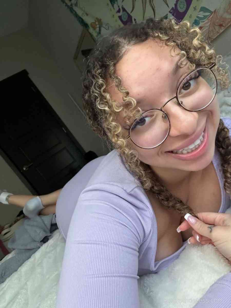 22Yrs Old Escort Knoxville TN Image - 0