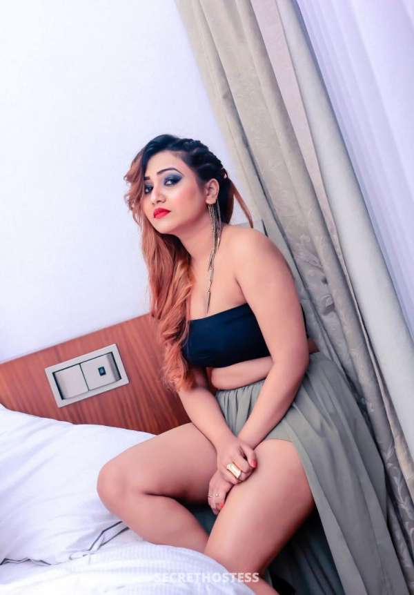 22Yrs Old Escort 154CM Tall Gaborone Image - 5