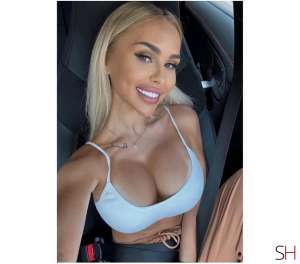 22 year old Chinese Escort in Birmingham . LARA ..NEW.SLIM BLONDE.CHINATOWN.., Independent