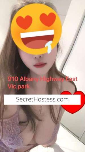 23 year old Chinese Escort in East Victoria Park candy massage