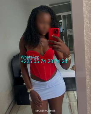 Maleeja, escort 23 year old Escort in Abidjan