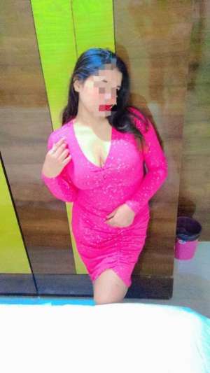 25 year old Asian Escort in Coimbatore Cash payment hot Divya whatsApp Me, escort