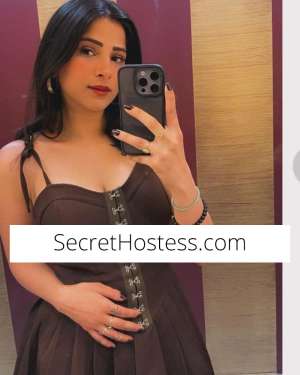 25 year old Escort in Como Baby Horny 45