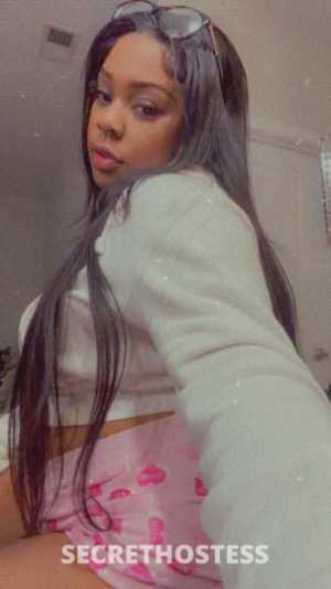 23 year old Escort in Hampton VA come see me before i leave