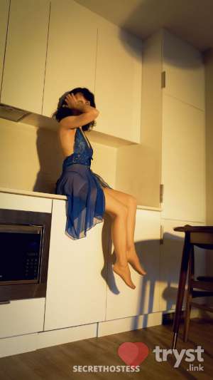 Lisa Melnick - Mature Companionship for 40 0 year old Escort in Edmonton