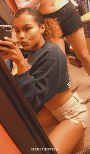 24 year old Escort in Knoxville TN let me get all your kinks out