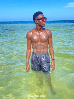 21 year old Escort in Kisumu Hotleancoco, Male escort