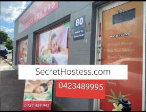 0 year old Cambodian Escort in Kangaroo Point Lotus Silk Massage shop