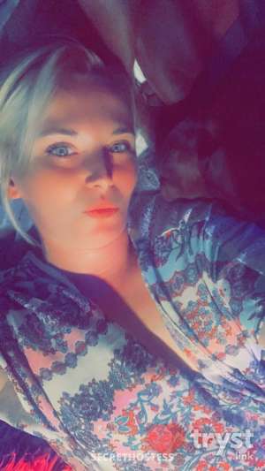 0 year old Escort in Detroit MI Skylar - POV:Ur PLEASURE is her FOCUS
