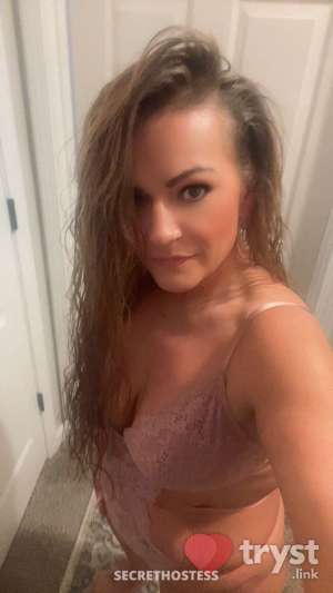 0 year old Escort in St. Louis MO Lexi - Clarksville's Unicorn