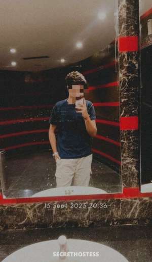 22 year old Indian Escort in Kolkata Ronnie Vip Escort, Male escort