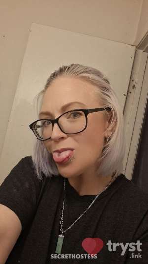 Ashton Marie - Talk Nerdy To Me 0 year old Escort in Arlington TX