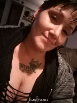 49 year old Escort in Rapid City SD i aint here for a long time im here for a good time
