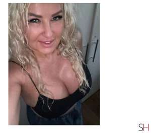 46 year old Escort in Warrington Polish Pie Pandora Mature Well Experienced.Slimmer figure!, 