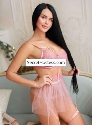 27 year old Caucasian Escort in Milan Aziza, Agency