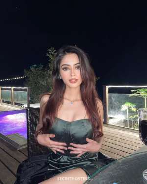 21 year old Indian Escort in Dubai Nikita Vip Indian Model, escort