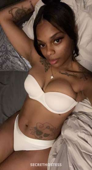 28 year old Escort in Detroit MI Slim Waist 🍑 with a pretty face