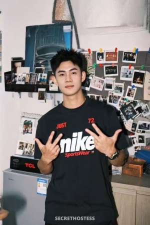 23 year old Asian Escort in Hong Kong Eric, Male escort