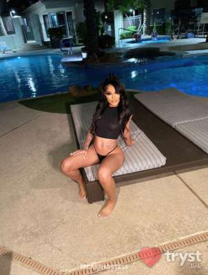 0 year old Escort in Southfield MI Naebandz0 - Barbie here come fuck me