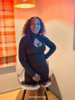 24 year old Escort in Guangzhou Sasha, escort