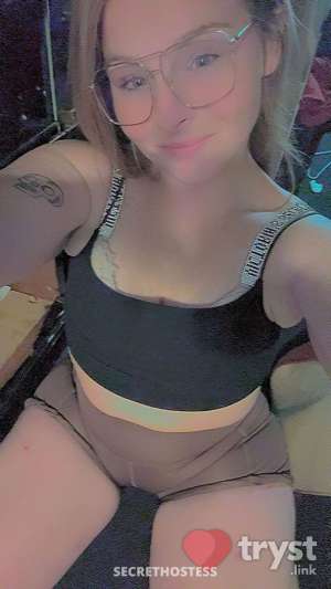 Lillianna - Why pick flowers, pick me 0 year old Escort in Harrisburg PA