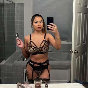 26 year old Escort in Dresden Sacha