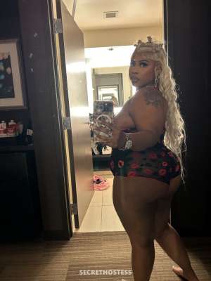 Juicy 23Yrs Old Escort Image - 3