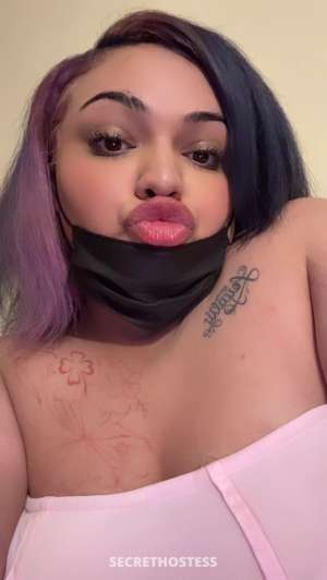 21 year old Hispanic Escort in Milwaukee WI fun and exciting head doctor