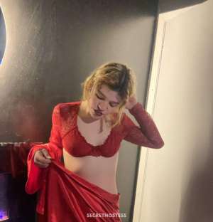 25 year old Escort in Sudbury Pussy tight wet n wild !!THROAT GOAT