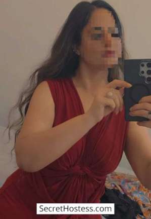 27 year old Pakistani Escort in London Aresha, Kensington Girls Agency