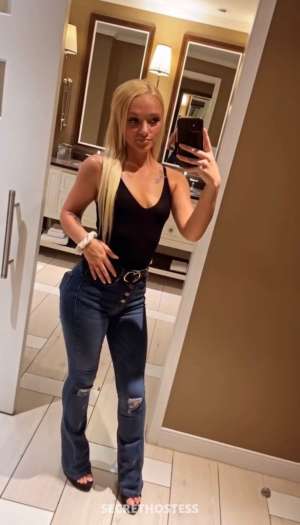 Makenzii 20Yrs Old Escort Denver CO Image - 4