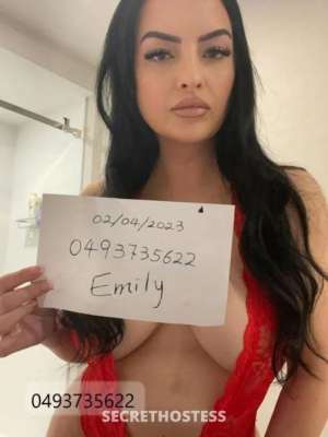 23 year old Escort in Albury Stunning girl offering passionate massage and exciting 