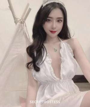 23 year old Escort in Kalgoorlie 3 young girls, you can come over and make a group of 4., 